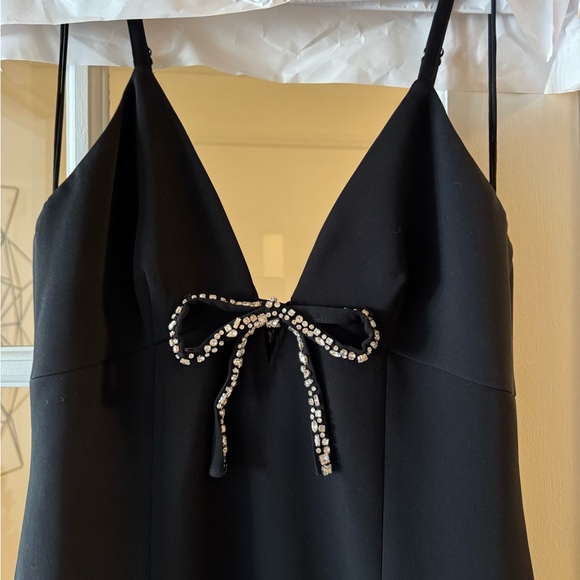 Cinq a sept Adele bow gown size 8 - excellent used condition - Picture 2 of 6